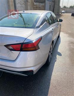 نیسان ئەلتیما